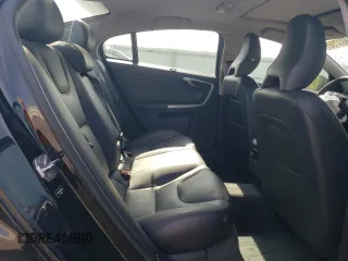 2018 Volvo S60 Inscription с VIN LYV402TK8JB168564, выставлен на аукционе Copart как лот 54493755 с пробегом 84 408 миль миль и Списание • Salvage title. История ставок и продаж доступна на DreamBid. Изображение 10.