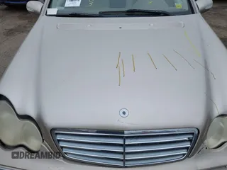 2005 Mercedes-Benz C 240 with VIN WDBRF81J55F638176, listed as a IAAI auction lot 41927939 with Not Provided miles and . Bid and sale history available at DreamBid. Image 10.