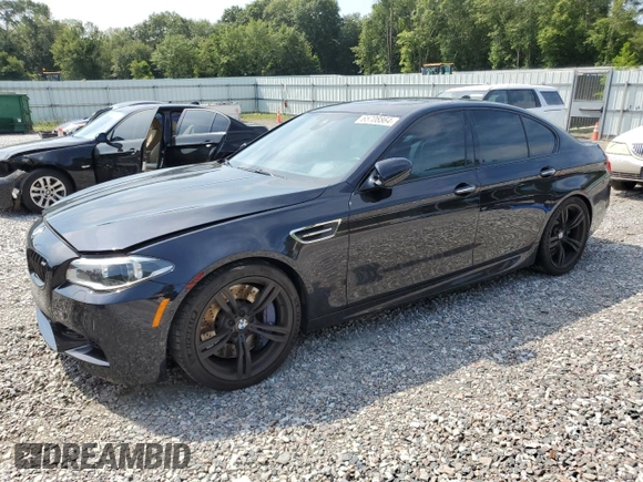2016 BMW M5 z VIN WBSFV9C55GD595799, wystawiony jako Copart lot #65708864 z przebiegiem 104 198 mil mil oraz Szkoda całkowita • Salvage title. Historia ofert i sprzedaży dostępna na DreamBid. Obrazek 1.