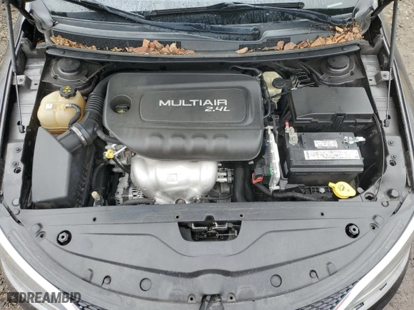 2015 Chrysler 200 Limited with VIN 1C3CCCAB1FN709929, listed as a Copart auction lot 55193384 with 90,739 mi miles and Clean Title. Bid and sale history available at carsss.com. Image 11.