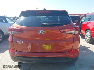 2017 Hyundai Tucson SE Plus with VIN KM8J33A40HU318652, listed as a IAAI auction lot 42092018 with 249,498 mi miles. Bid and sale history available at carsss.com. Image 17.