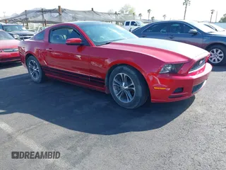 2013 Ford Mustang V6 with VIN 1ZVBP8AM1D5246288, listed as a IAAI auction lot 42024934 with 141,791 mi miles. Bid and sale history available at carsss.com. Image 1.