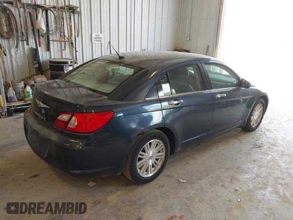 2007 Chrysler Sebring Limited с VIN 1C3LC66K87N549169, выставлен на аукционе IAAI как лот 42811071 с пробегом 232 042 миль миль и . История ставок и продаж доступна на DreamBid. Изображение 4.