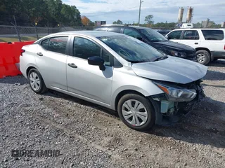 2020 Nissan Versa S z VIN 3N1CN8DV8LL871774, wystawiony jako IAAI lot #41071371 z przebiegiem 109 890 mil mil oraz . Historia ofert i sprzedaży dostępna na DreamBid. Obrazek 1.
