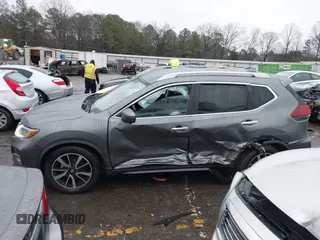 2019 Nissan Rogue SL with VIN 5N1AT2MT4KC784661, listed as a IAAI auction lot 41426525 with 149,273 mi miles and . Bid and sale history available at DreamBid. Image 14.