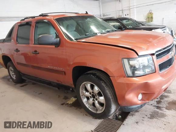 2007 Chevrolet Avalanche LTZ with VIN 3GNFK12397G208005, listed as a IAAI auction lot 42409777 with 246,870 mi miles and . Bid and sale history available at DreamBid. Image 1.