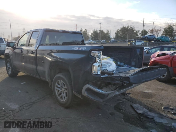 2020 Chevrolet Silverado 1500 LT with VIN 1GCRYDED4LZ264728, listed as a Copart auction lot 47539865 with 152,936 mi miles and Salvage Title. Bid and sale history available at carsss.com. Image 2.