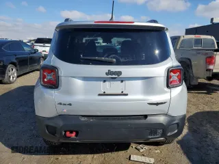 2015 Jeep Renegade Trailhawk with VIN ZACCJBCT0FPB56244, listed as a Copart auction lot 46077635 with 98,455 mi miles and Salvage Title. Bid and sale history available at DreamBid. Image 6.