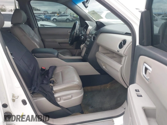 2014 Honda Pilot EX-L with VIN 5FNYF3H54EB003916, listed as a IAAI auction lot 41518679 with 147,456 mi miles. Bid and sale history available at carsss.com. Image 5.