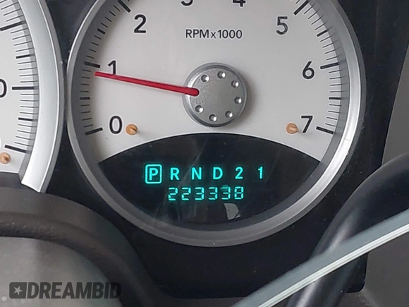 2005 Dodge Durango Limited with VIN 1D8HD58D15F518202, listed as a IAAI auction lot 41430100 with 223,338 mi miles and . Bid and sale history available at DreamBid. Image 16.
