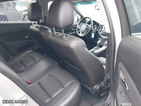 2015 Chevrolet Cruze LT with VIN 1G1PE5SB5F7113933, listed as a IAAI auction lot 41822629 with 100,576 mi miles. Bid and sale history available at carsss.com. Image 8.