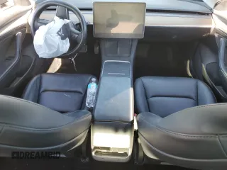2022 Tesla Model 3 with VIN 5YJ3E1EA2NF317860, listed as a Copart auction lot 47372235 with 44,057 mi miles and Salvage Title. Bid and sale history available at DreamBid. Image 8.