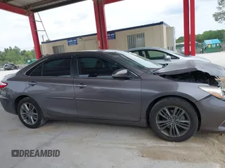 2017 Toyota Camry XLE with VIN 4T1BF1FK7HU317117, listed as a IAAI auction lot 41875591 with 98,658 mi miles. Bid and sale history available at carsss.com. Image 14.