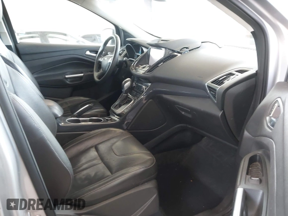 2013 Ford Escape Titanium с VIN 1FMCU9J98DUB24112, выставлен на аукционе IAAI как лот 42338121 с пробегом 162 786 миль миль и . История ставок и продаж доступна на DreamBid. Изображение 5.