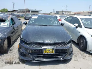 2022 Kia K5 GT-Line z VIN 5XXG64J2XNG095158, wystawiony jako IAAI lot #42163963 z przebiegiem 59 756 mil mil oraz . Historia ofert i sprzedaży dostępna na DreamBid. Obrazek 13.