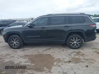 2023 Jeep Grand Cherokee Limited z VIN 1C4RJKBG2P8841694, wystawiony jako IAAI lot #42365314 z przebiegiem 59 987 mil mil oraz . Historia ofert i sprzedaży dostępna na DreamBid. Obrazek 14.
