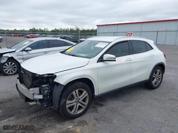 2020 Mercedes-Benz GLA with VIN W1NTG4EB4LU040730, listed as a IAAI auction lot 41339179 with 92,073 mi miles. Bid and sale history available at carsss.com. Image 2.