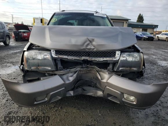 2006 Chevrolet TrailBlazer LS with VIN 1GNDT13S962174360, listed as a Copart auction lot 51374335 with 211,184 mi miles and Salvage Title. Bid and sale history available at DreamBid. Image 5.