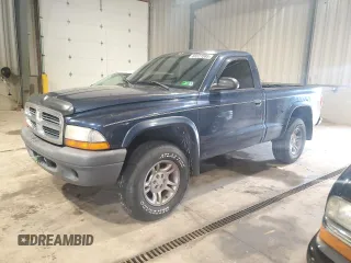 2004 Dodge Dakota z VIN 1D7GG16KX4S586053, wystawiony jako Copart lot #60221585 z przebiegiem 150 150 mil mil oraz Szkoda całkowita • Salvage title. Historia ofert i sprzedaży dostępna na DreamBid. Obrazek 1.