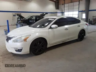2013 Nissan Altima SV with VIN 1N4BL3AP9DC209891, listed as a Copart auction lot 46095215 with 175,496 mi miles and Clean Title. Bid and sale history available at carsss.com. Image 1.