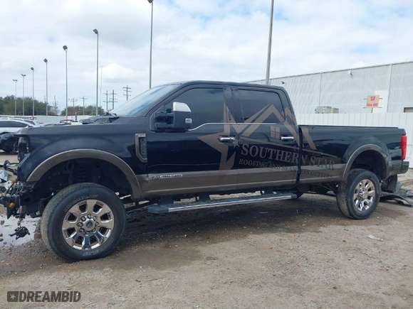 2017 Ford Super Duty F-250 SRW Lariat with VIN 1FT7W2BT7HEC14644, listed as a IAAI auction lot 41449381 with 125,963 mi miles. Bid and sale history available at carsss.com. Image 15.