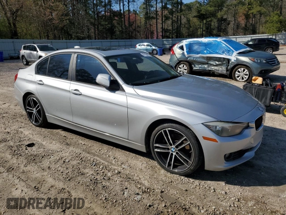 2013 BMW 3 Series 328i with VIN WBA3A5G53DNP25672, listed as a Copart auction lot 47184475 with 129,134 mi miles and Salvage Title. Bid and sale history available at carsss.com. Image 4.