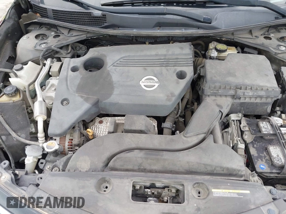 2013 Nissan Altima SV with VIN 1N4AL3AP0DC287021, listed as a IAAI auction lot 42177444 with 163,462 mi miles and . Bid and sale history available at carsss.com. Image 10.