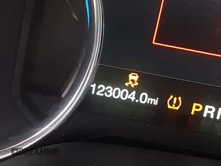 2018 Ford Expedition Limited с VIN 1FMJU1KT9JEA58954, выставлен на аукционе IAAI как лот 42290727 с пробегом 123 004 миль миль и . История ставок и продаж доступна на DreamBid. Изображение 16.