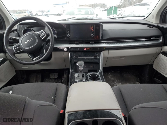 2024 Kia Carnival LX with VIN KNDNB5H38R6388326, listed as a Copart auction lot 45520245 with 124,005 mi miles and Clean Title. Bid and sale history available at carsss.com. Image 8.