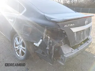 2013 Nissan Altima SV with VIN 1N4BL3AP7DC246924, listed as a IAAI auction lot 41847426 with 127,327 mi miles and . Bid and sale history available at DreamBid. Image 18.
