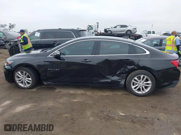 2017 Chevrolet Malibu Hybrid with VIN 1G1ZJ5SU1HF266517, listed as a IAAI auction lot 41883882 with 25,243 mi miles and . Bid and sale history available at DreamBid. Image 14.