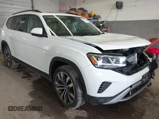 2023 Volkswagen Atlas SE z VIN 1V2KR2CA0PC537828, wystawiony jako IAAI lot #42197883 z przebiegiem 47 374 mil mil oraz . Historia ofert i sprzedaży dostępna na DreamBid. Obrazek 1.