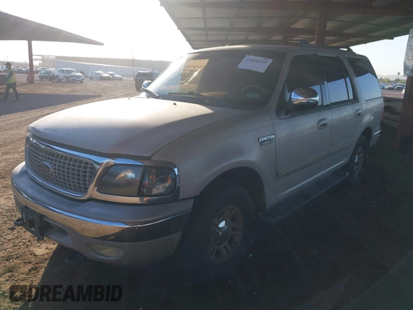 1998 Ford Expedition XLT with VIN 1FMRU1766WLA48035, listed as a IAAI auction lot 42680519 with 203,253 mi miles and . Bid and sale history available at DreamBid. Image 2.