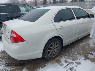 2011 Ford Fusion SEL with VIN 3FAHP0JA9BR156360, listed as a IAAI auction lot 41723154 with 189,984 mi miles. Bid and sale history available at carsss.com. Image 4.