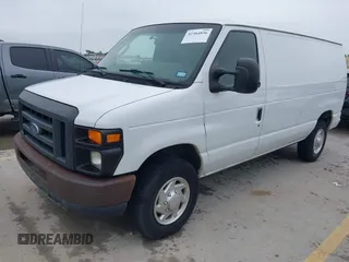 2014 Ford Econoline Cargo Commercial z VIN 1FTNE2EW7EDA00870, wystawiony jako IAAI lot #42384856 z przebiegiem 156 312 mil mil oraz . Historia ofert i sprzedaży dostępna na DreamBid. Obrazek 2.
