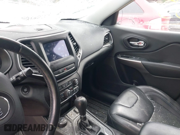 2019 Jeep Cherokee Latitude Plus с VIN 1C4PJMLX8KD255227, выставлен на аукционе IAAI как лот 41991235 с пробегом 104 879 миль миль и . История ставок и продаж доступна на DreamBid. Изображение 5.
