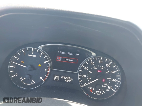 2014 Nissan Pathfinder S with VIN 5N1AR2MMXEC726646, listed as a IAAI auction lot 42729339 with 125,225 mi miles and . Bid and sale history available at DreamBid. Image 7.