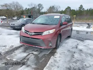 2018 Toyota Sienna XLE Auto Access Seat с VIN 5TDYZ3DC1JS908700, выставлен на аукционе IAAI как лот 41413945 с пробегом 159 340 миль миль и . История ставок и продаж доступна на DreamBid. Изображение 17.