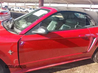 2000 Ford Mustang with VIN 1FAFP4445YF270477, listed as a IAAI auction lot 41205072 with 130,041 mi miles. Bid and sale history available at carsss.com. Image 14.
