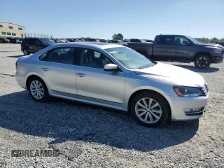 2013 Volkswagen Passat SEL Premium z VIN 1VWCP7A32DC070188, wystawiony jako Copart lot #52161325 z przebiegiem 175 368 mil mil oraz Szkoda całkowita • Salvage title. Historia ofert i sprzedaży dostępna na DreamBid. Obrazek 4.