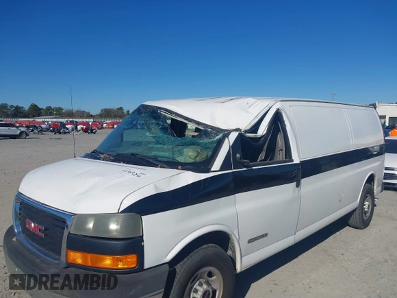 2004 GMC Savana Cargo Van Y3H Paratransit with VIN 1GTHG39U741126300, listed as a IAAI auction lot 41363236 with 247,746 mi miles. Bid and sale history available at carsss.com. Image 6.