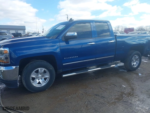 2017 Chevrolet Silverado 1500 LT with VIN 1GCVKREC4HZ389174, listed as a IAAI auction lot 41732940 with 70,823 mi miles. Bid and sale history available at carsss.com. Image 14.
