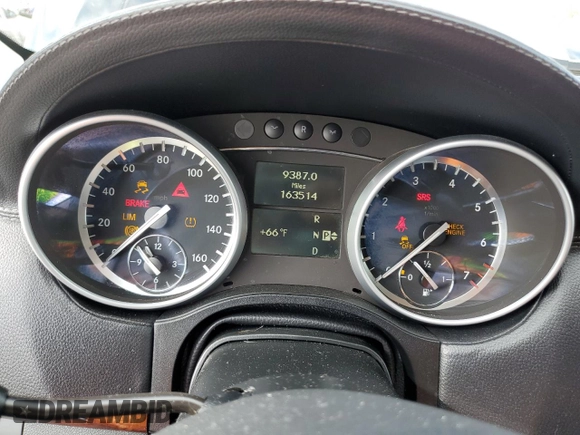 2012 Mercedes-Benz GL 450 with VIN 4JGBF7BE9CA775884, listed as a Copart auction lot 81447043 with 163,514 mi miles and Salvage Title. Bid and sale history available at DreamBid. Image 9.