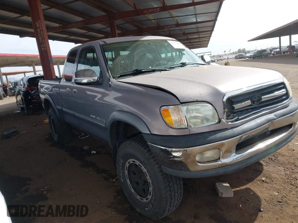 2000 Toyota Tundra SR5 with VIN 5TBRN3415YS049029, listed as a IAAI auction lot 41731441 with 202,100 mi miles and . Bid and sale history available at DreamBid. Image 1.