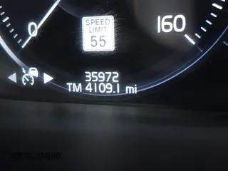 2020 Volvo S90 Inscription with VIN LVYA22ML0LP178025, listed as a IAAI auction lot 39736612 with 35,972 mi miles. Bid and sale history available at carsss.com. Image 16.