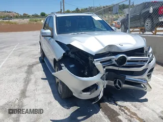2016 Mercedes-Benz GLE 350 z VIN 4JGDA5JB2GA812671, wystawiony jako IAAI lot #42544096 z przebiegiem 96 975 mil mil oraz . Historia ofert i sprzedaży dostępna na DreamBid. Obrazek 1.
