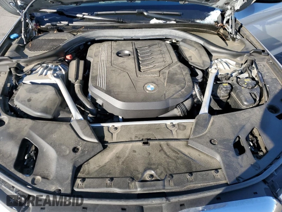 2020 BMW 5 Series 540i xDrive z VIN WBAJS3C05LWW63347, wystawiony jako Copart lot #86566824 z przebiegiem 35 434 mil mil oraz Szkoda całkowita • Salvage title. Historia ofert i sprzedaży dostępna na DreamBid. Obrazek 12.