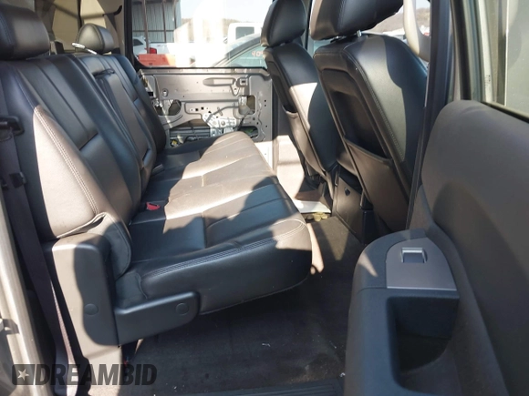 2013 Chevrolet Silverado 1500 LT with VIN 3GCPCSE08DG283985, listed as a IAAI auction lot 40983482 with 118,615 mi miles and . Bid and sale history available at DreamBid. Image 8.