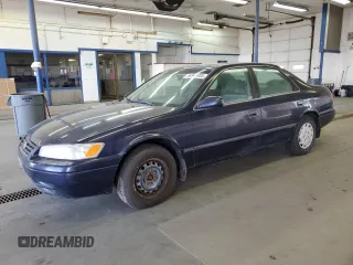 1999 Toyota Camry LE z VIN JT2BG22K1X0280335, wystawiony jako Copart lot #54968935 z przebiegiem 316 637 mil mil oraz Czysty tytuł • Clean title. Historia ofert i sprzedaży dostępna na DreamBid. Obrazek 1.