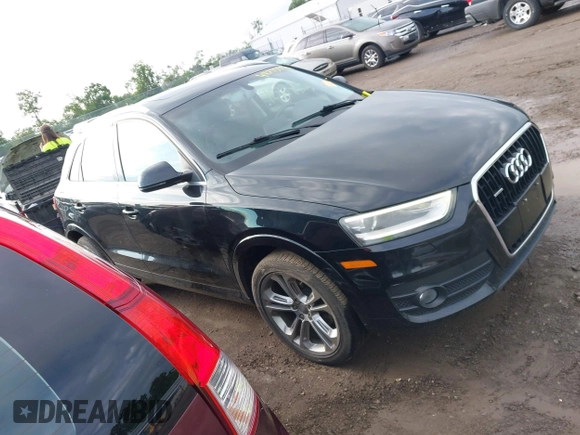 2015 Audi Q3 Premium Plus z VIN WA1EFCFS6FR001473, wystawiony jako IAAI lot #42795951 z przebiegiem 148 638 mil mil oraz . Historia ofert i sprzedaży dostępna na DreamBid. Obrazek 13.